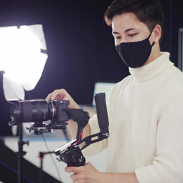 R.D｜3年｜映｜クラーク記念国際高校出身｜映像制作会社 プロダクションマネージャー内定<br>企業の方と意見を交わしながら取り組んだプロジェクト学習は自分の成長に繋がる貴重な経験でした。特に映像制作では企画や下準備の重要性を実践を通して学びました。